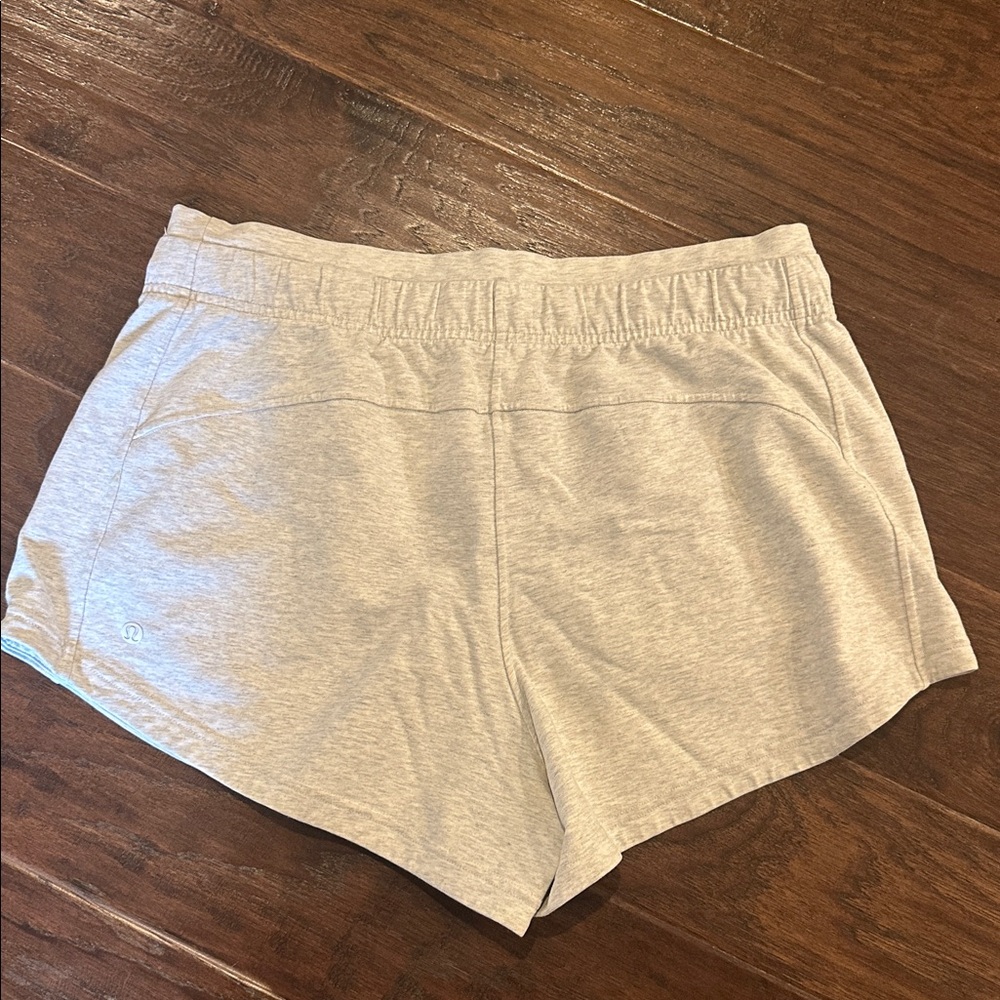 Lululemon Inner Glow Short - Picture 3 of 4